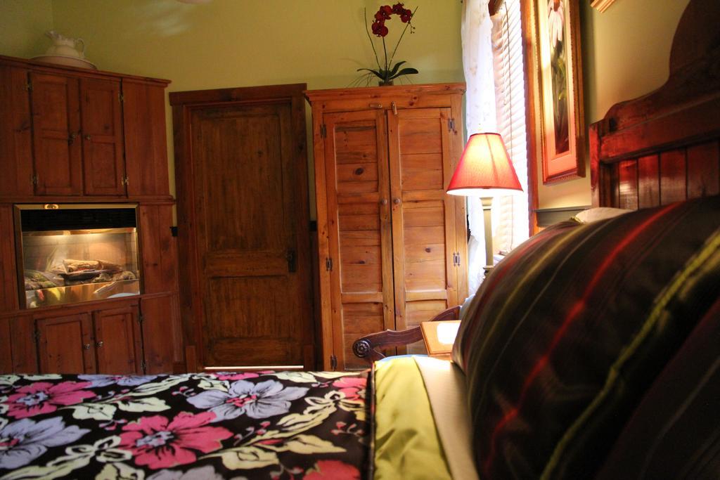 B&B Les Deux Pignons Petit-Saguenay Bagian luar foto