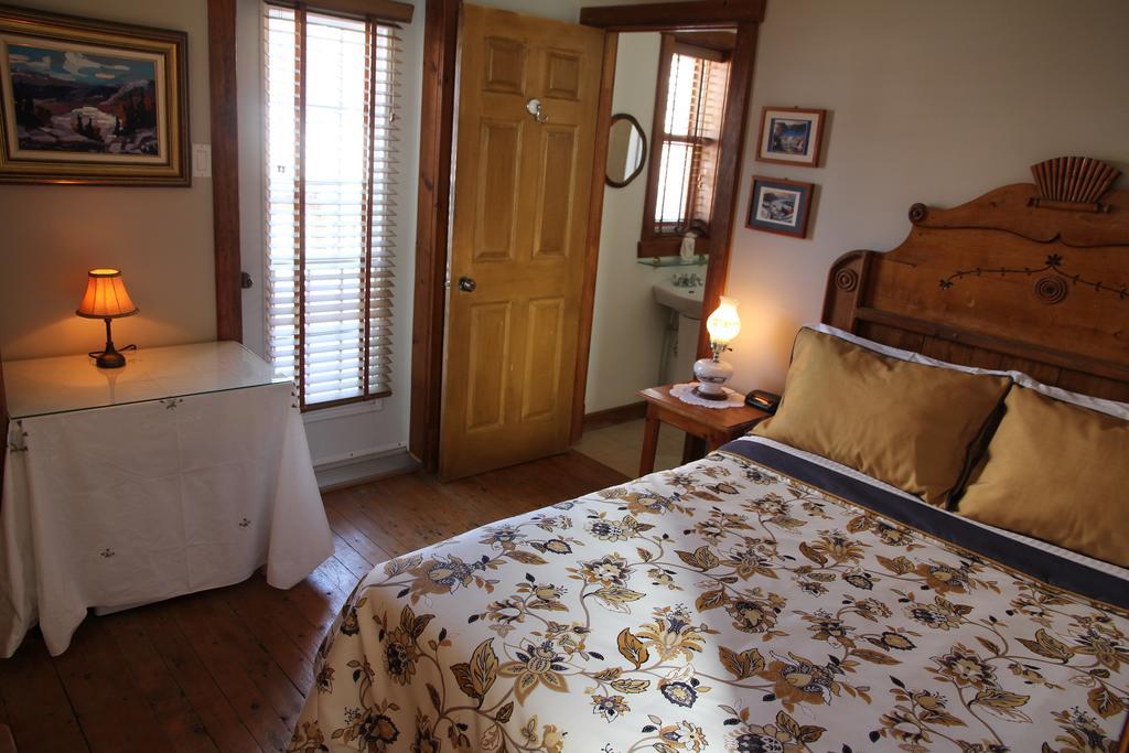 B&B Les Deux Pignons Petit-Saguenay Bagian luar foto