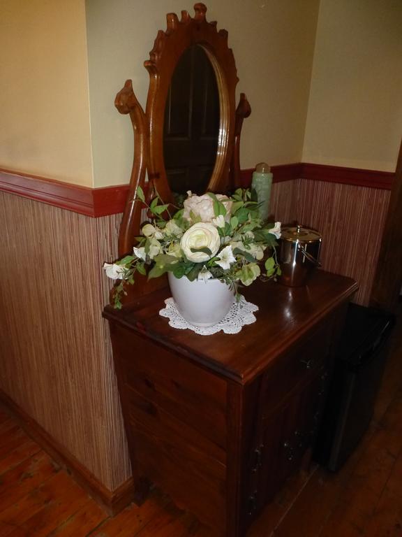 B&B Les Deux Pignons Petit-Saguenay Bagian luar foto